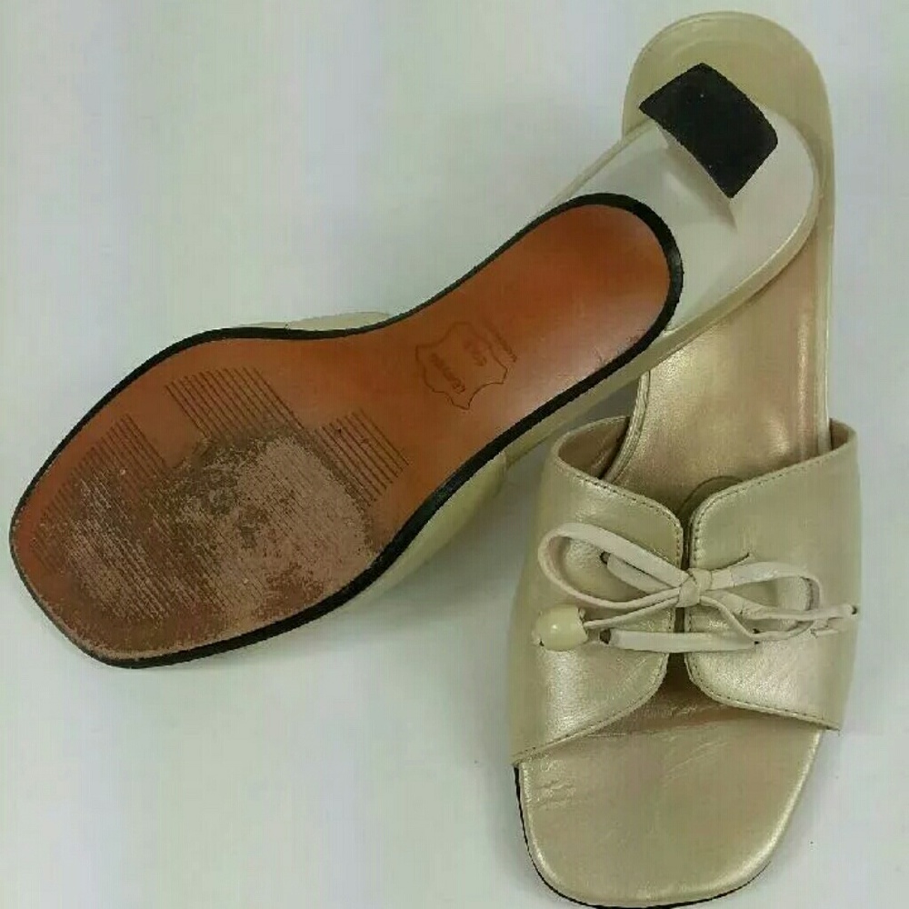 Stuart Weitzman Open Toe Bow Tie Block Heel Pumps - image 7